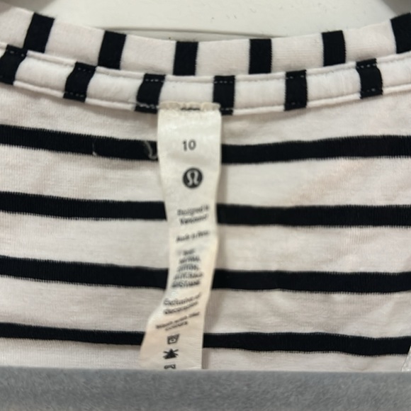 Lululemon Razorback Striped Tank - Picture 2 of 3